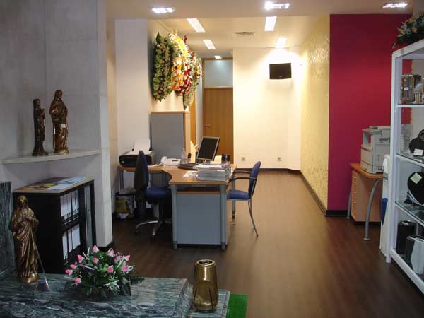 Agencia Funerária, Portugal, funerais, Agencias funerárias, internacionais, centro, Sul, Norte, transladações, exumações, cremações, Agencias, funerarias, agencias funerarias, funerais, serviços em funerais, funerarias portuguesas, agencias funerarias de Portugal, agencias funerarias França, france, portugaises, transportes funerarios, serviços funebres, pombal, leira, Coimbra, figueira, Portugal, centro, norte, sul, litoral, funerarias de portugal, agencias funerarias portuguesas, transladaçoes, exumações, cremações, repatriamentos, inumação